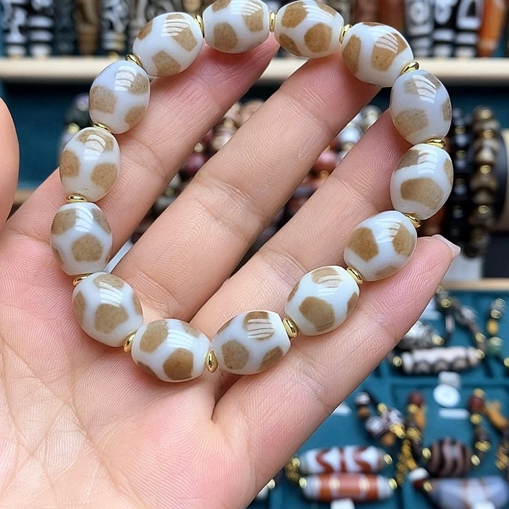 玛瑙/玉髓颈饰合金