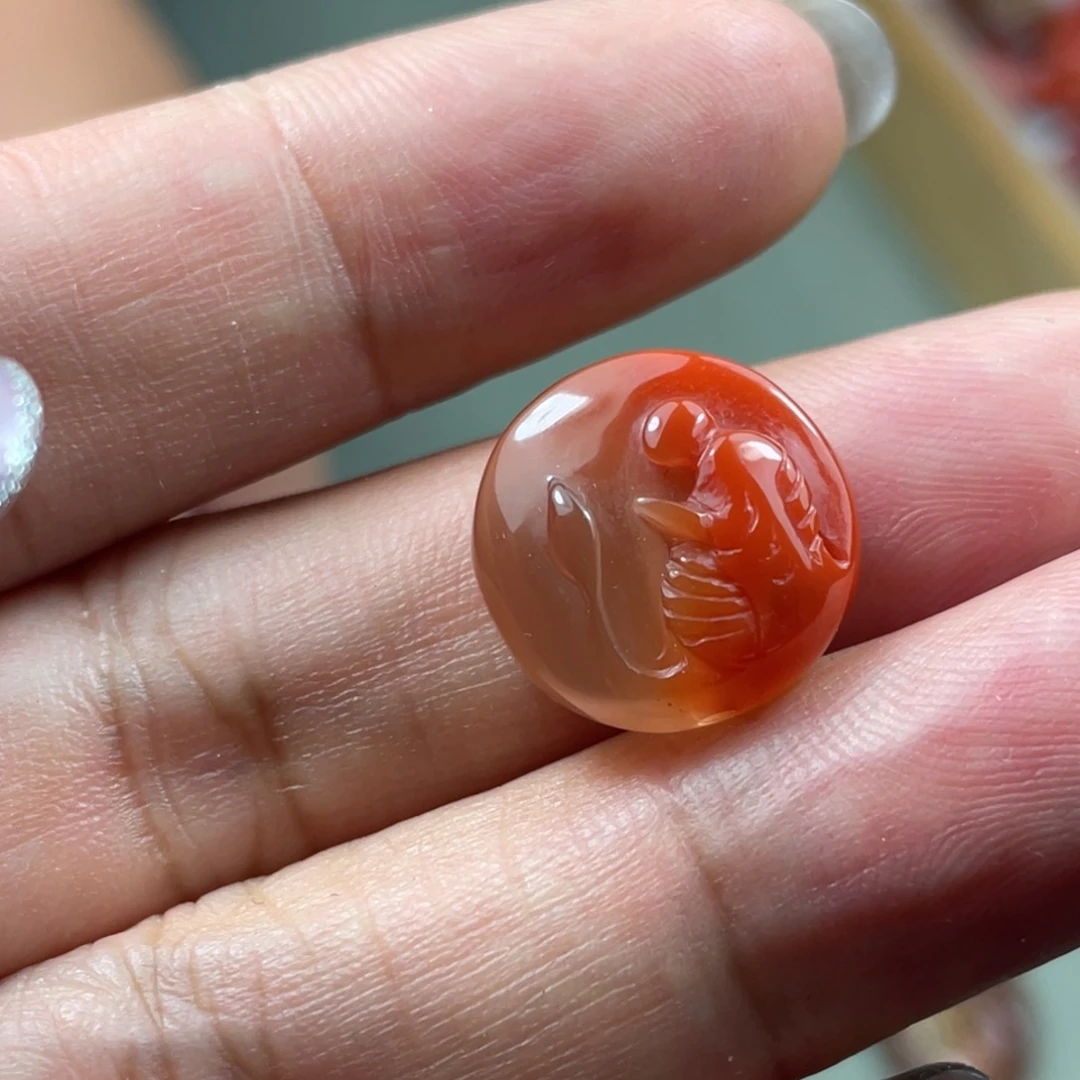 颈饰未镶嵌南红玛瑙