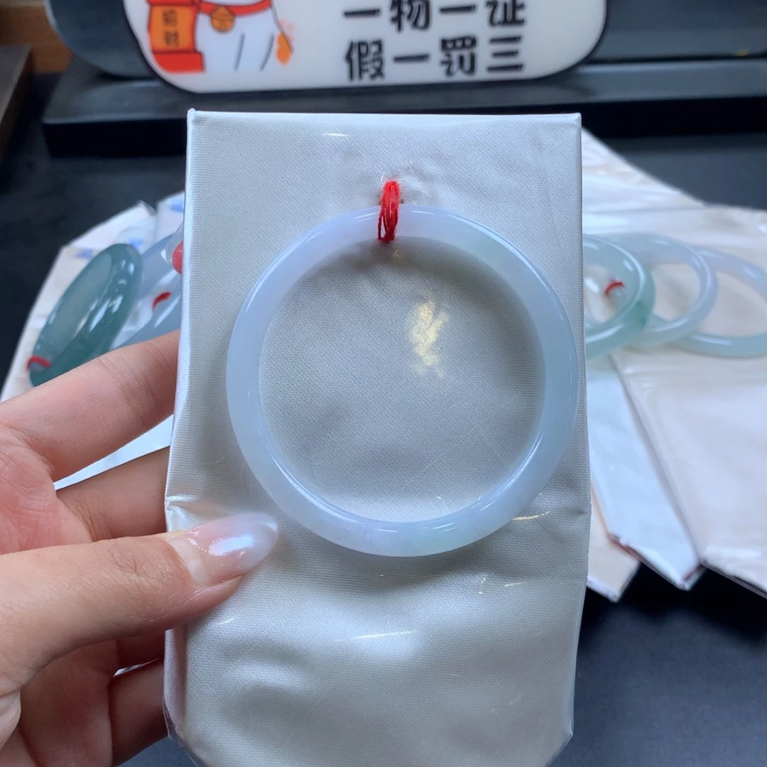 风***.翡翠未镶嵌手镯55圈口