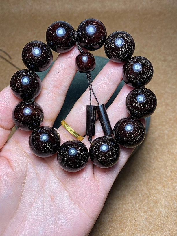 正印度小叶紫檀手串20mm＊12颗.泥料爆星，老料高密玻璃底