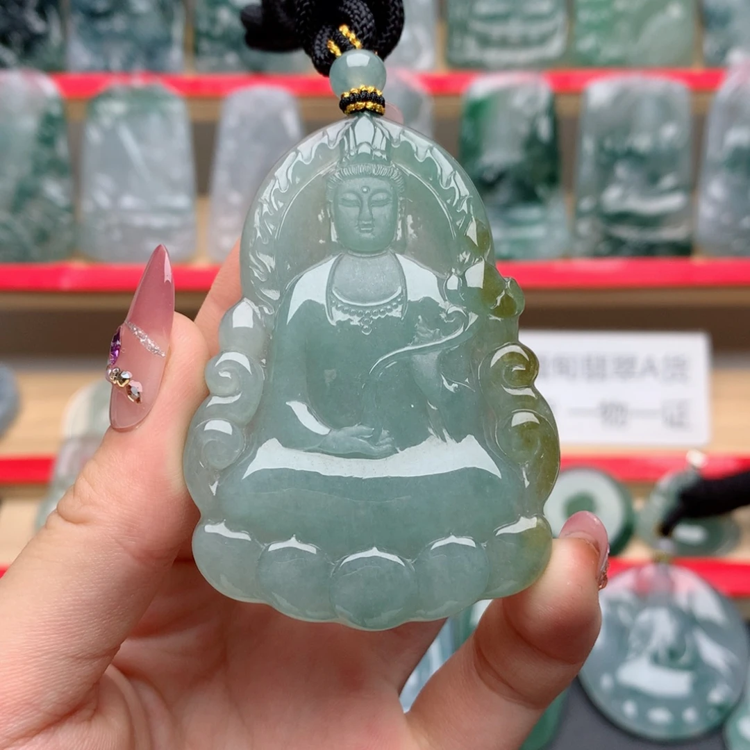 颈饰未镶嵌翡翠素衣