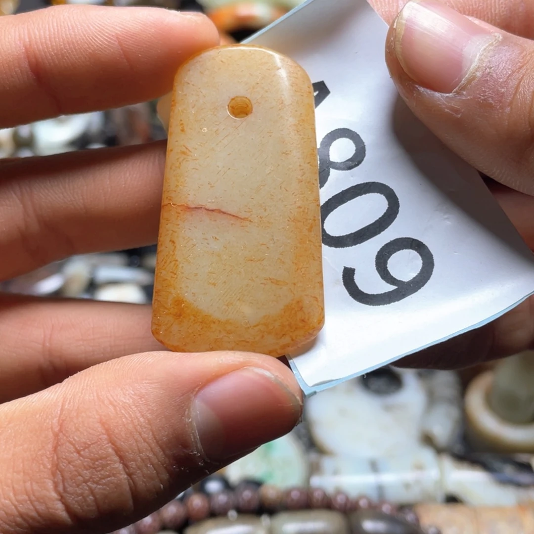 和田玉（糖玉）挂件未镶嵌