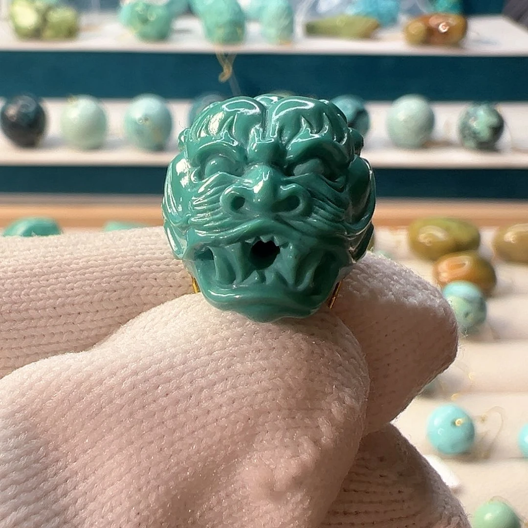 绿松石配饰未镶嵌