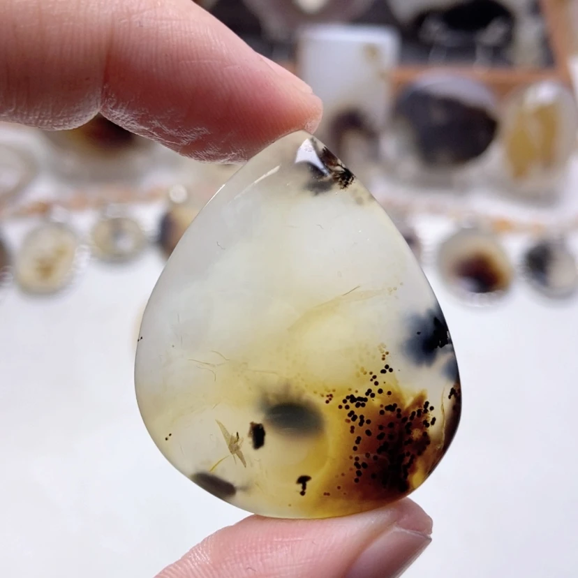 【闪购商品】玛瑙/玉髓颈饰未镶嵌