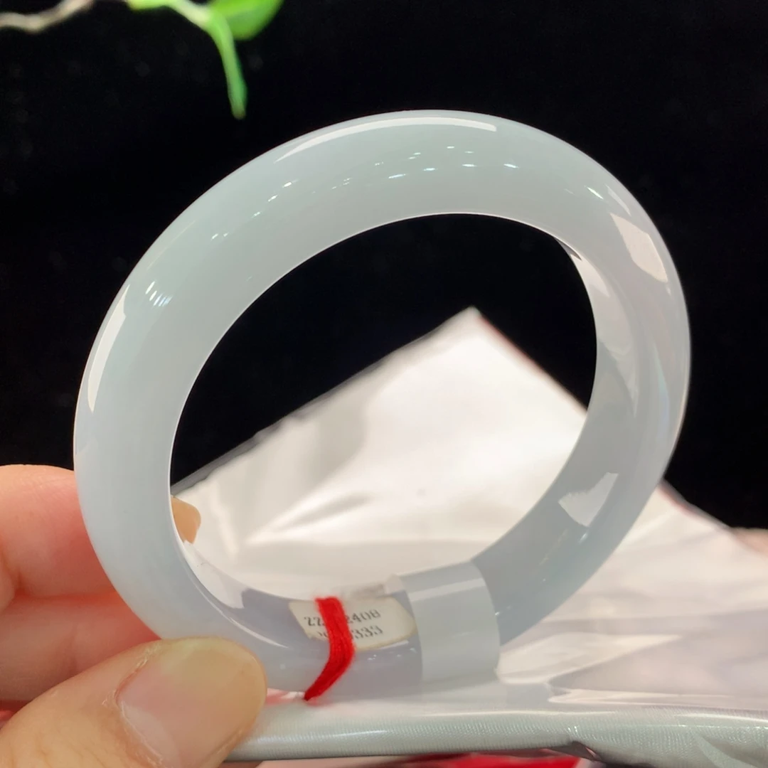 翡翠未镶嵌手镯0333