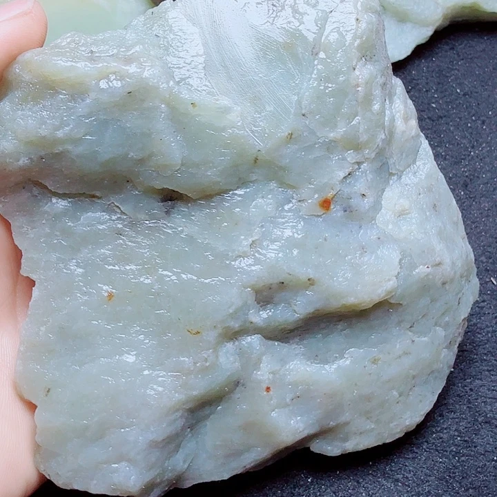 未镶嵌和田玉（糖玉）珠宝半成品