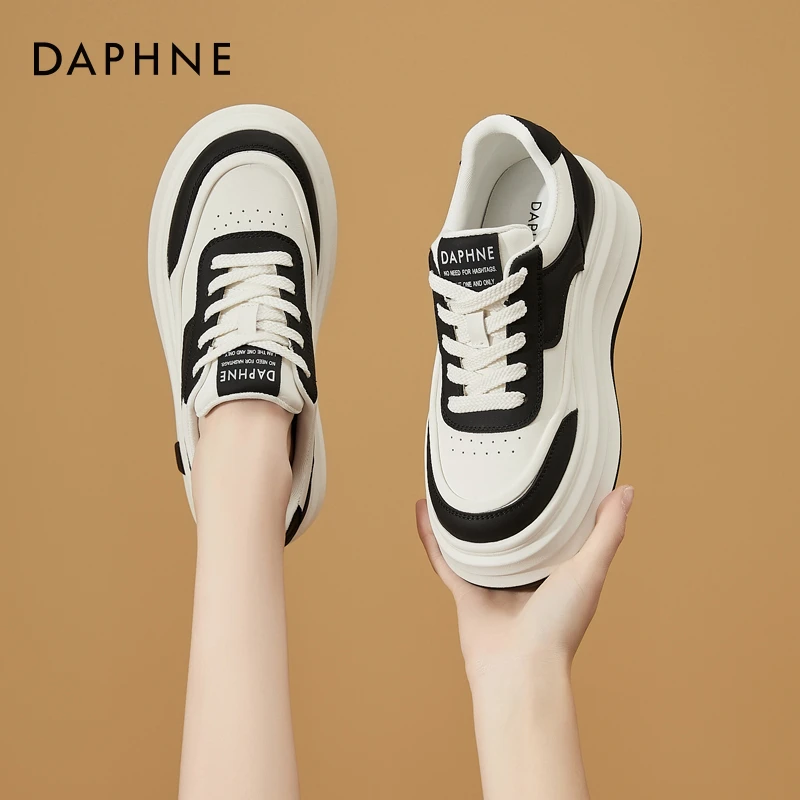 达芙妮厚底防滑小白鞋女款2025秋季新款时尚休闲鞋显瘦增高运动鞋