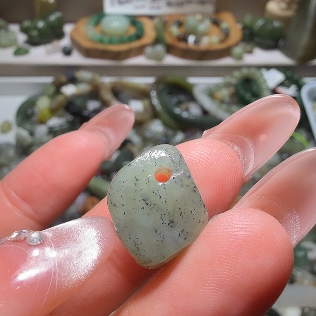 和田玉未镶嵌珠宝奇石