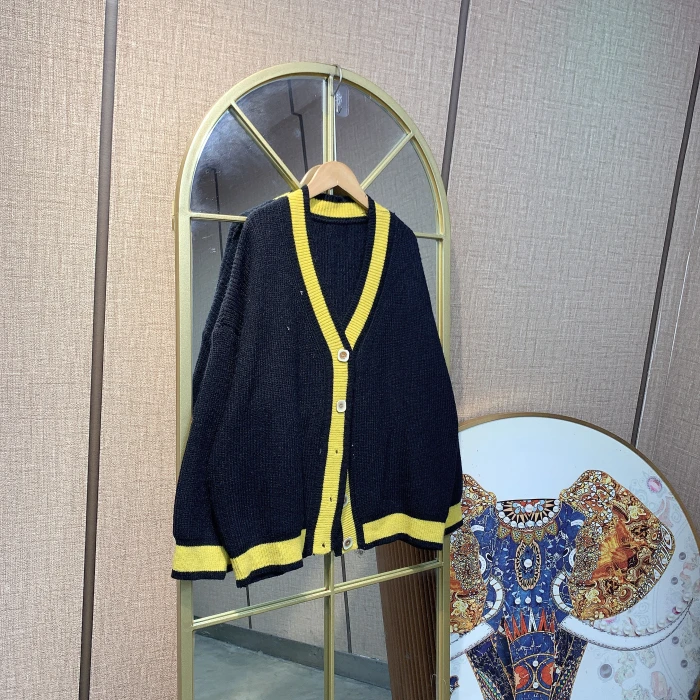 BT215孕妇黑色毛衣开衫