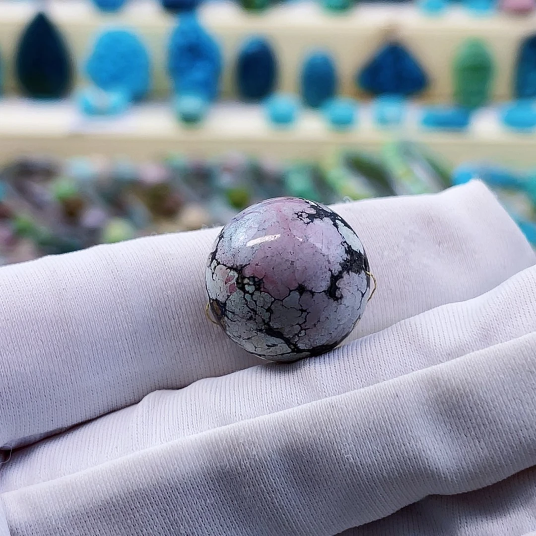 绿松石未镶嵌挂件