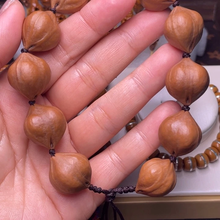 手串橄榄核小鸟手串