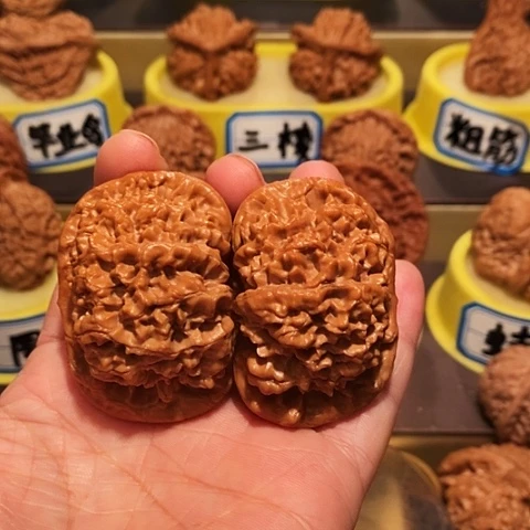 吊坠文玩核桃官帽49