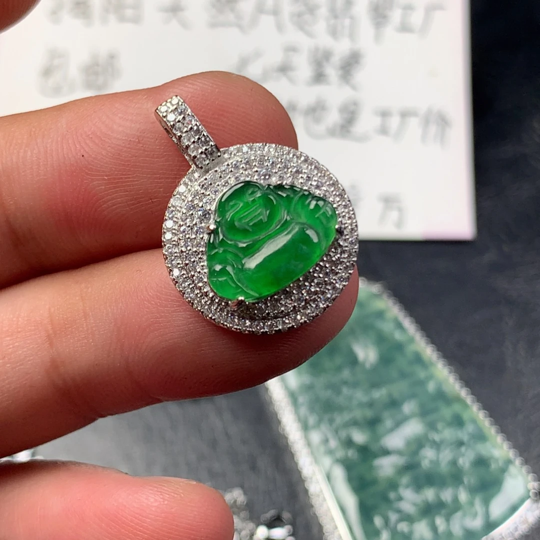 颈饰未镶嵌翡翠佛公