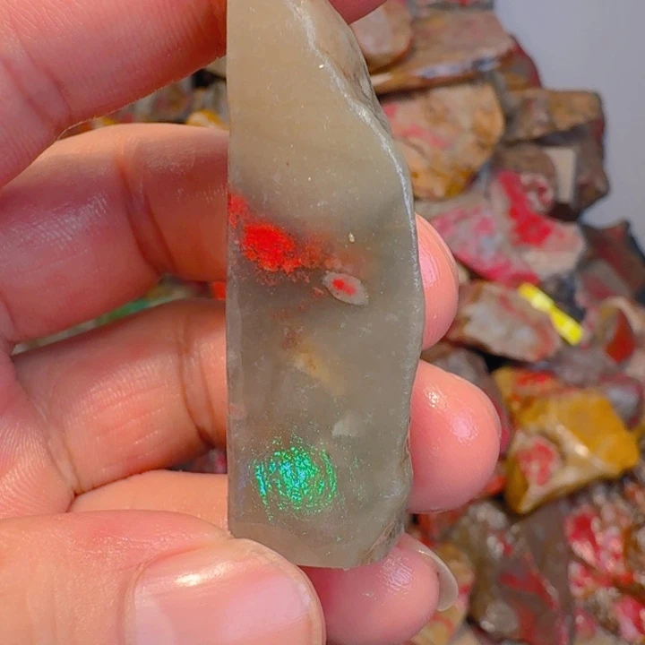 昌化石昌化鸡血石