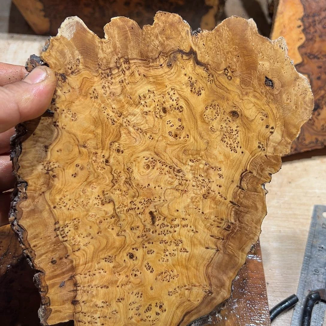 非洲檀香无事牌跟**月