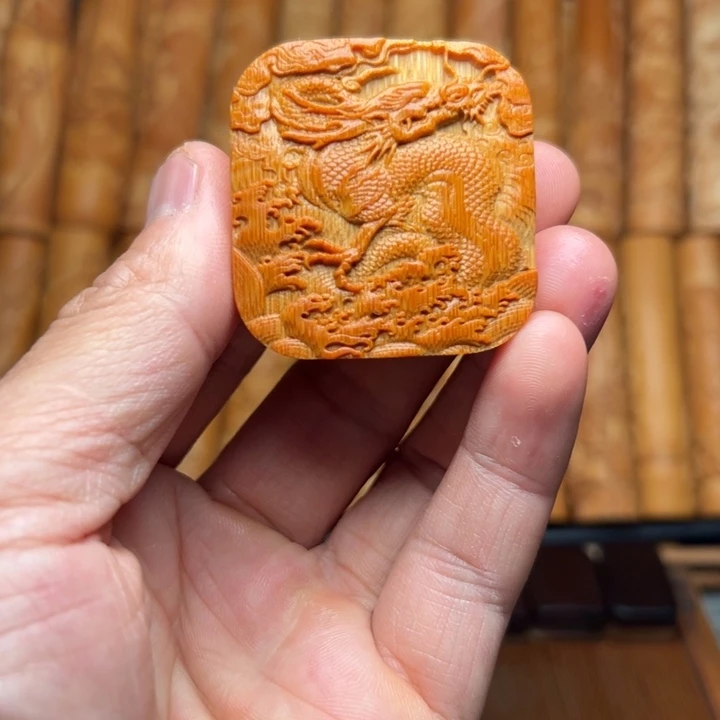 实心竹雕刻手把件