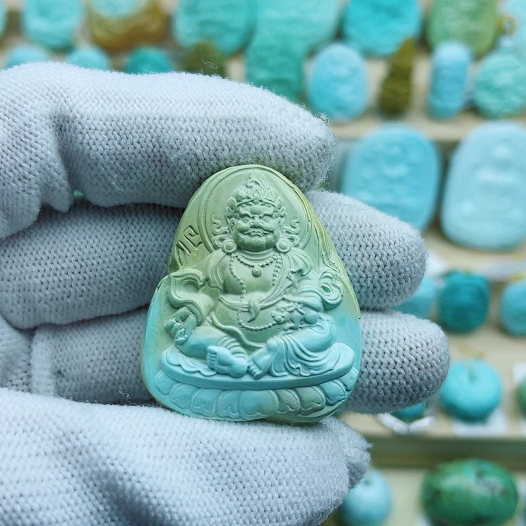 绿松石未镶嵌珠宝奇石