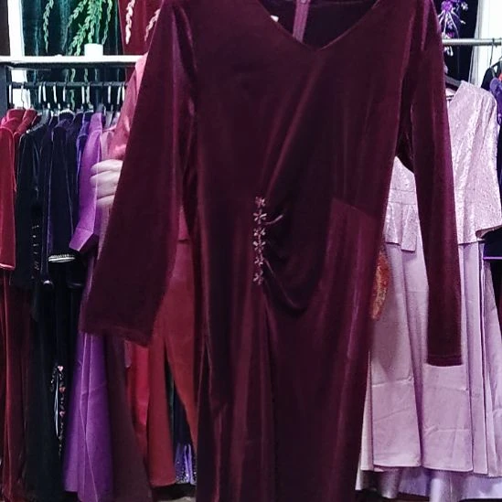 紫红色金丝绒v领手工穿珠前开叉礼服裙薄款2xl120-135斤以内
