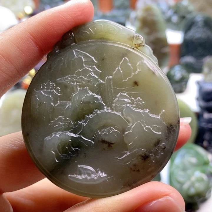 和田玉颈饰未镶嵌