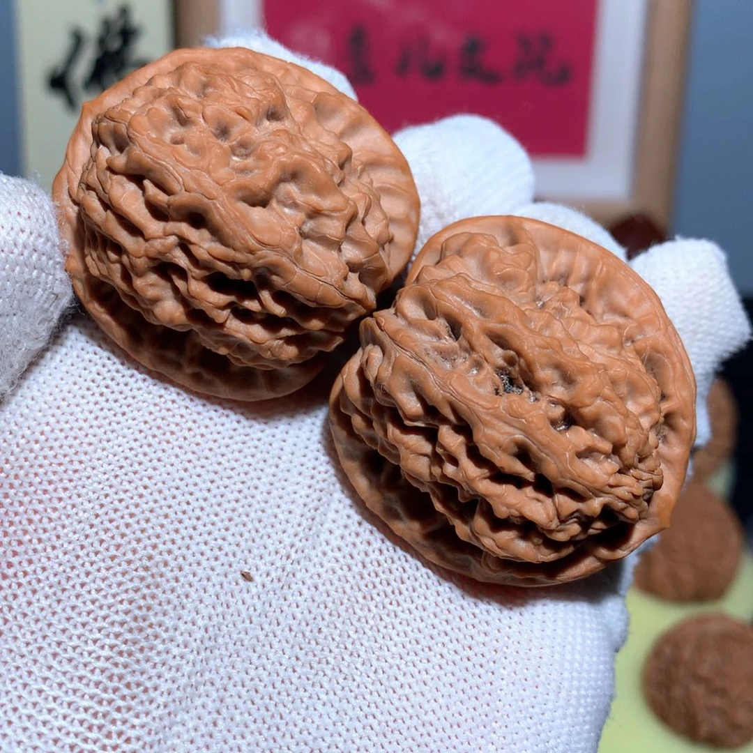 文玩核桃吊坠原树马老四