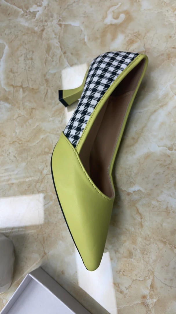 时尚百搭女鞋高跟单鞋23021