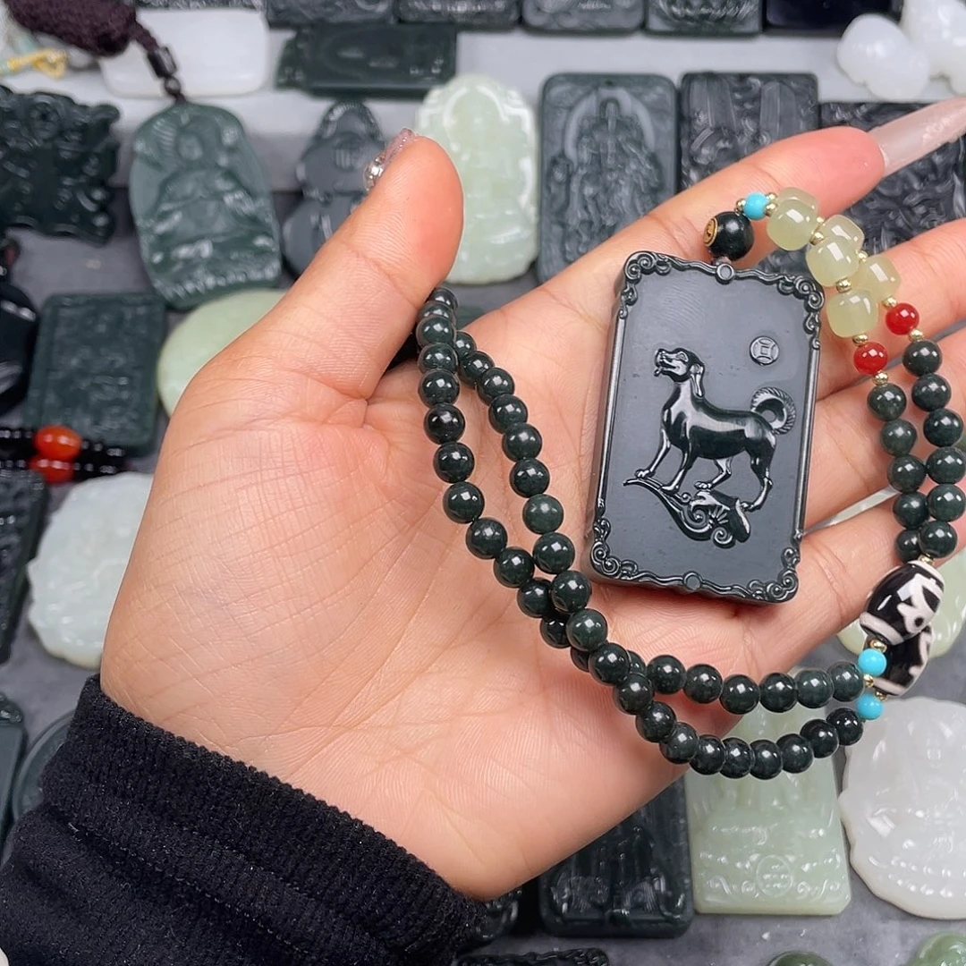 和田玉未镶嵌颈饰