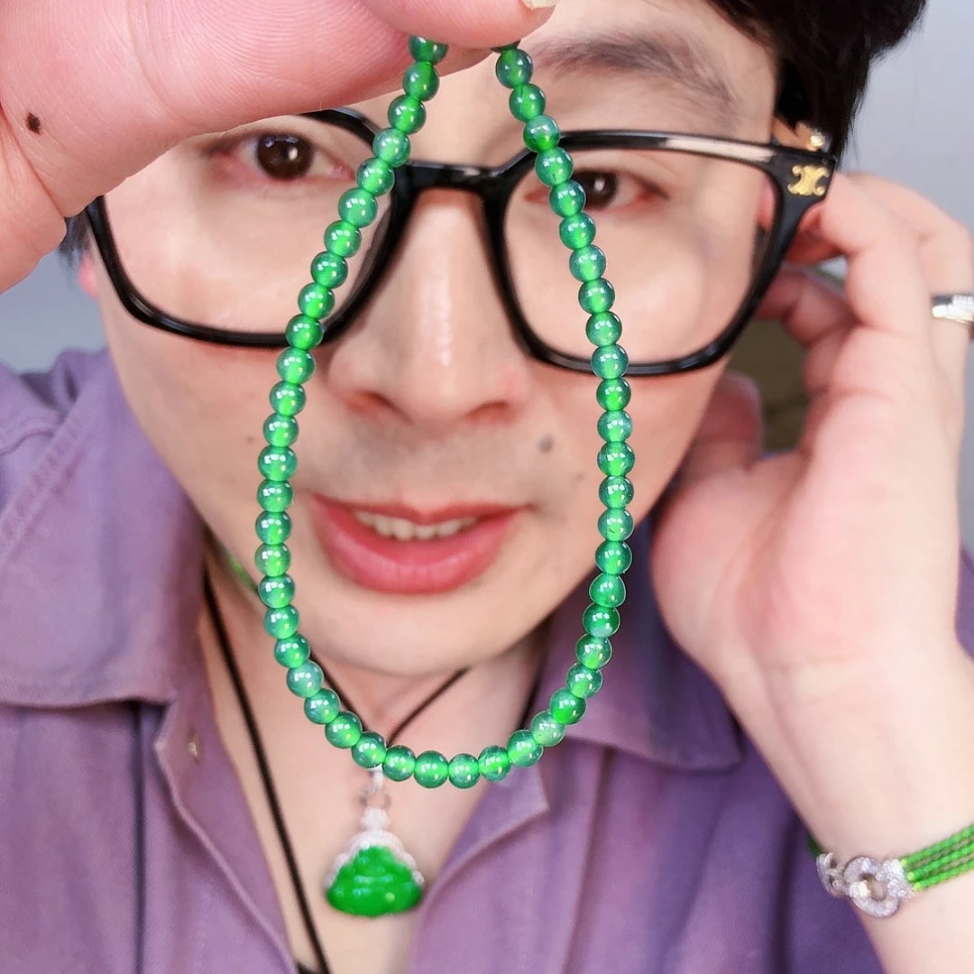 翡翠颈饰未镶嵌一个