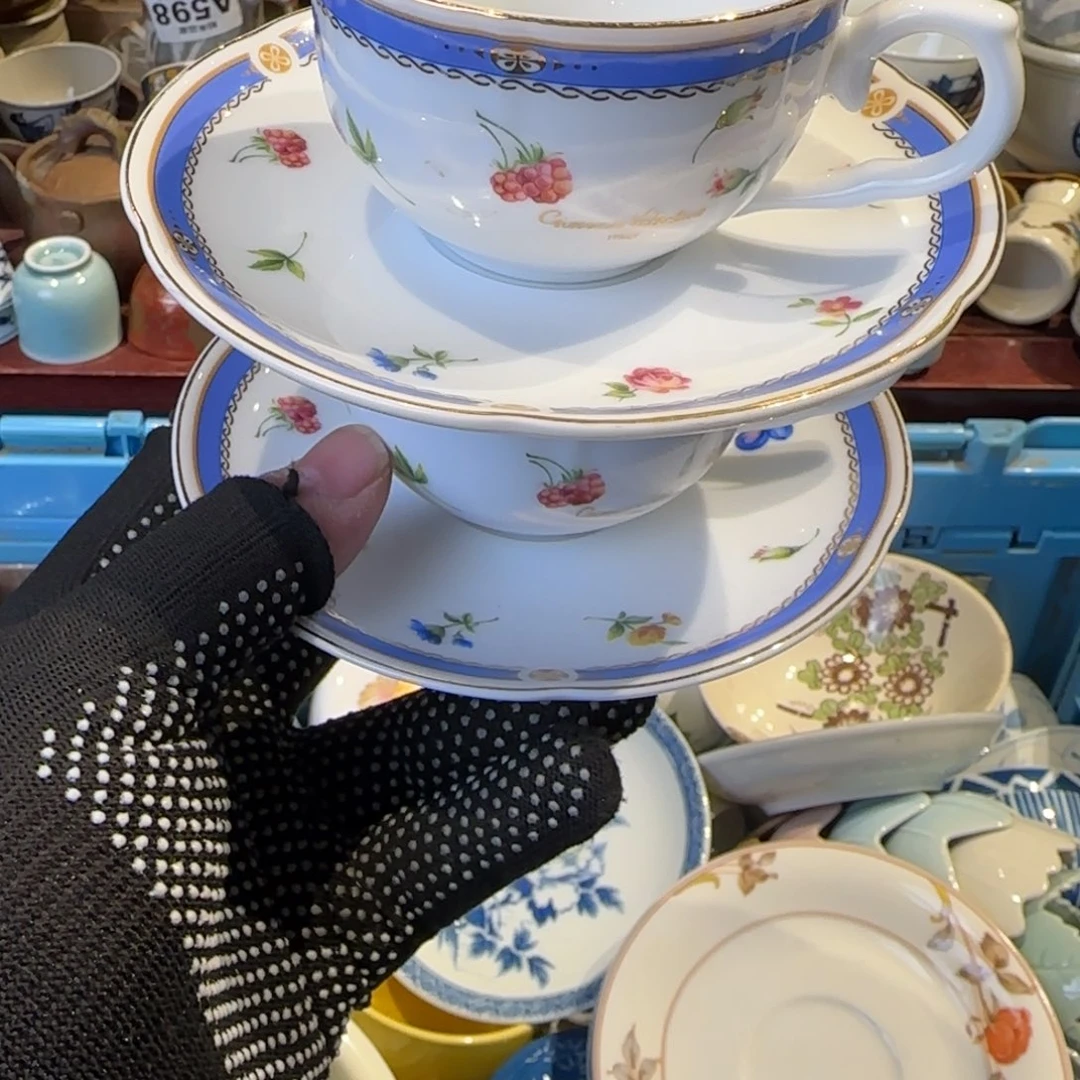 珍***珠瓷瓷器美术工艺品