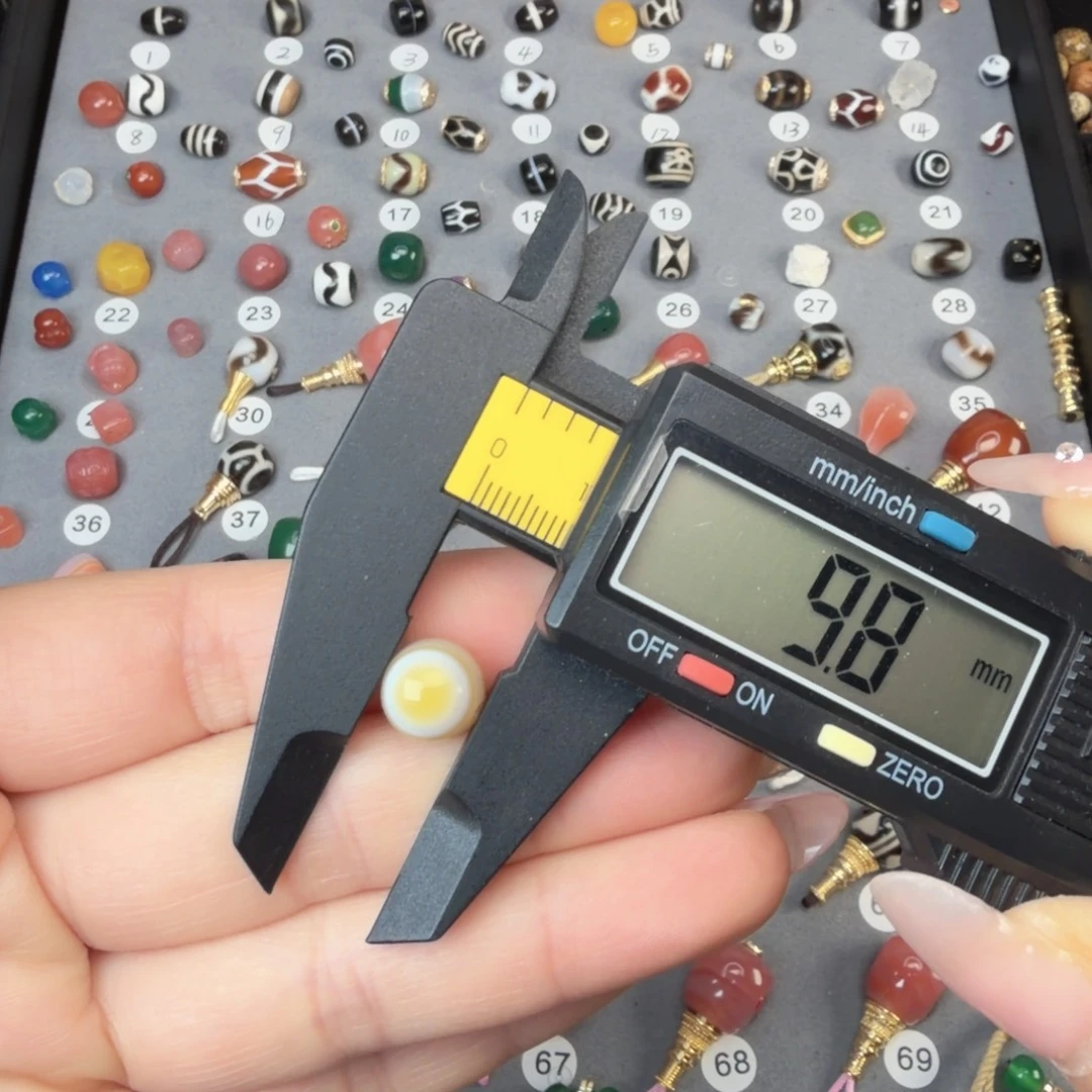 玛瑙/玉髓未镶嵌饰品