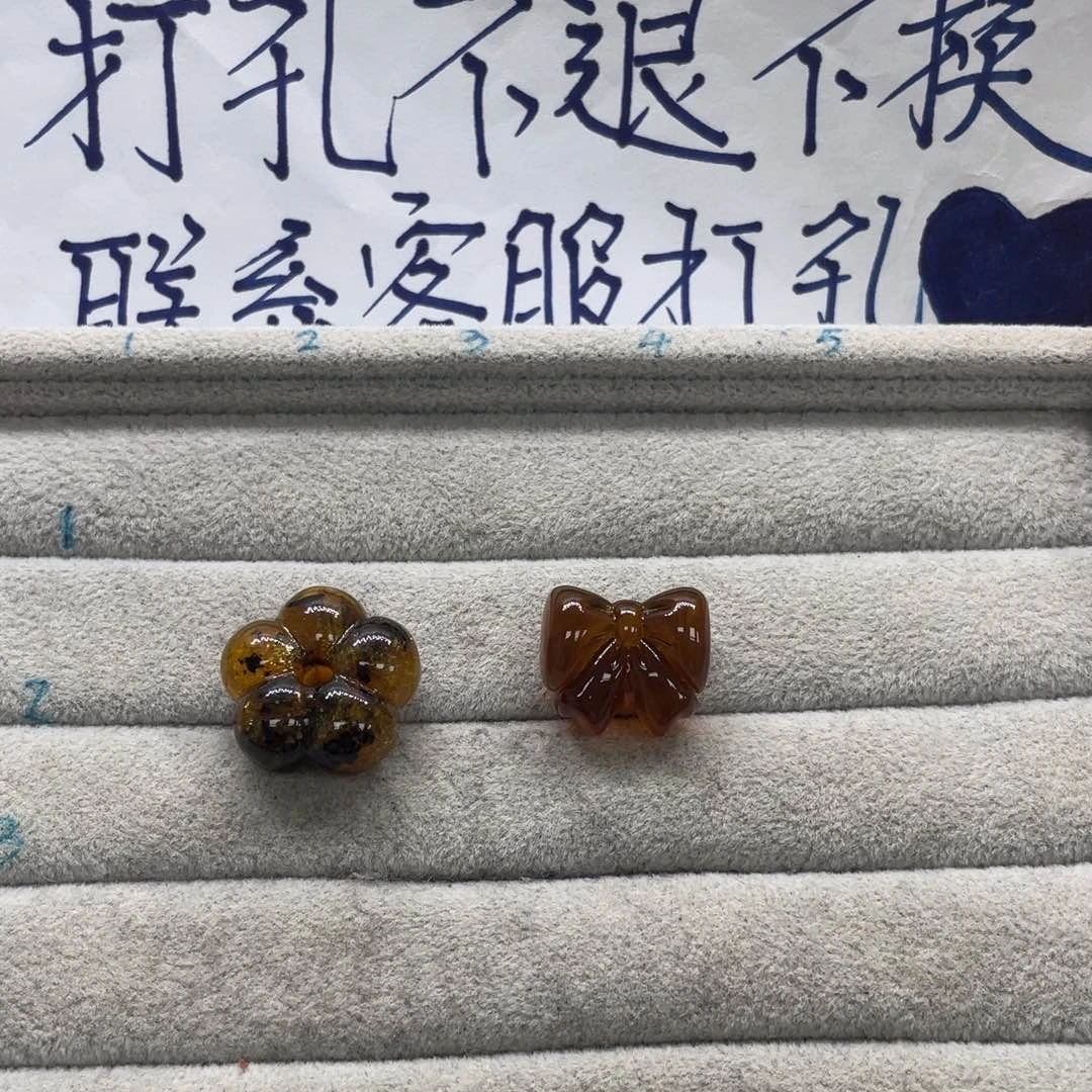 琥珀裸石未镶嵌游*美天然琥珀