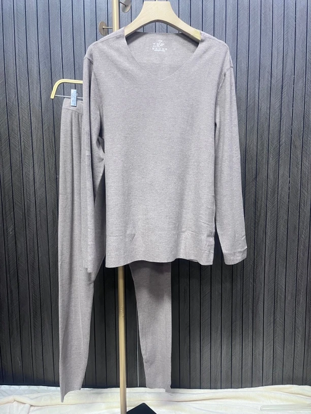 服装227 咖啡色秋衣套装