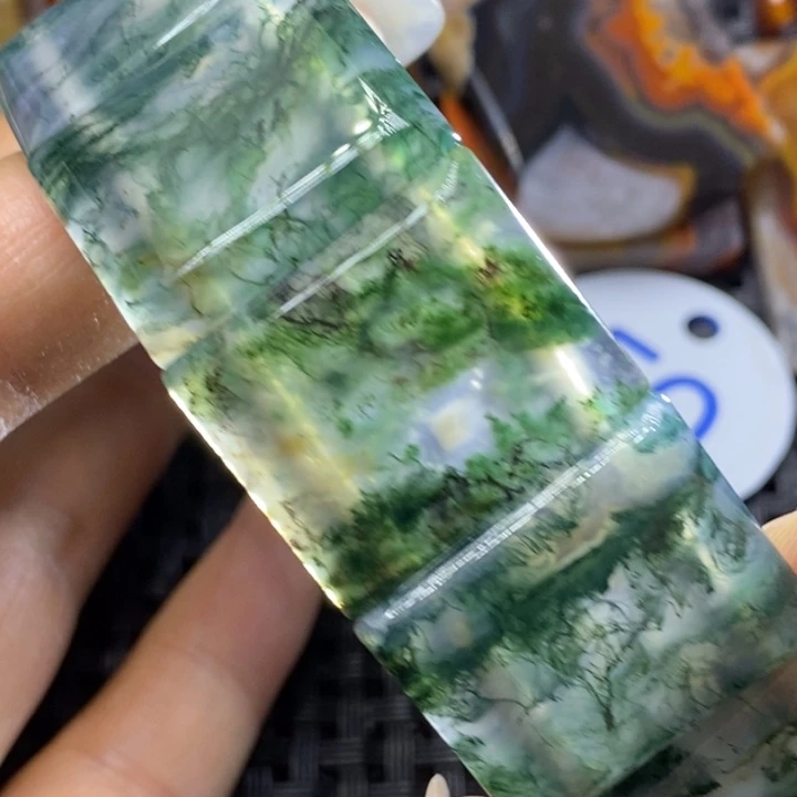 未镶嵌颈饰玛瑙/玉髓猫*