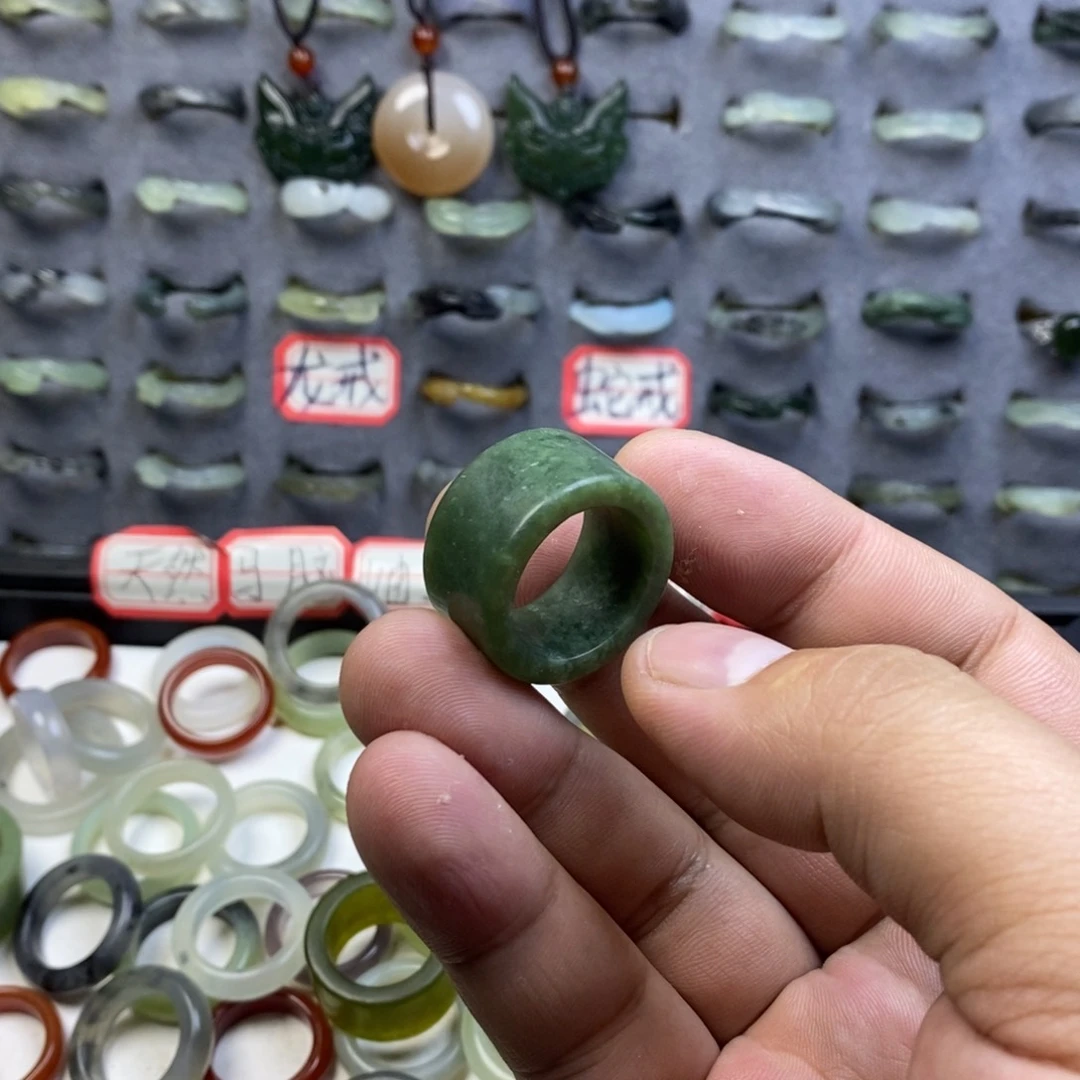 蛇纹石玉颈饰未镶嵌伶*49