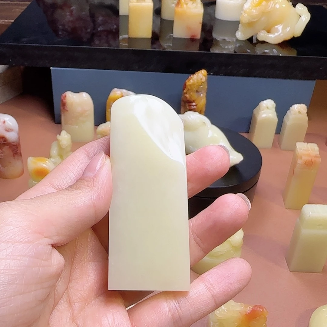 R***i寿山石印石福建寿山石