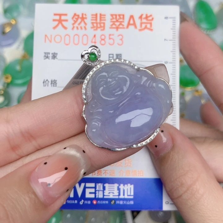 翡翠18K金镶嵌颈饰佛公