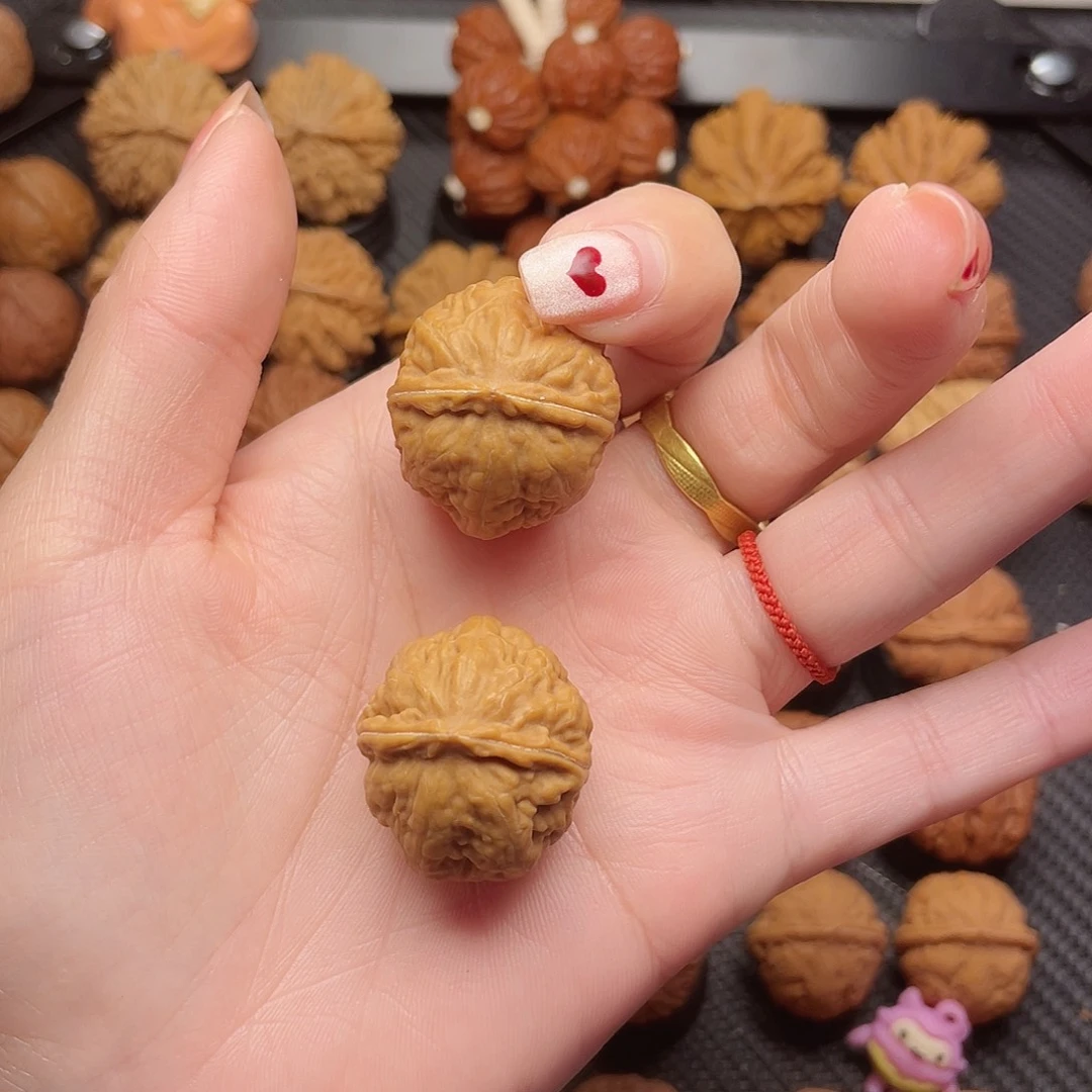 文玩核桃把件肉球