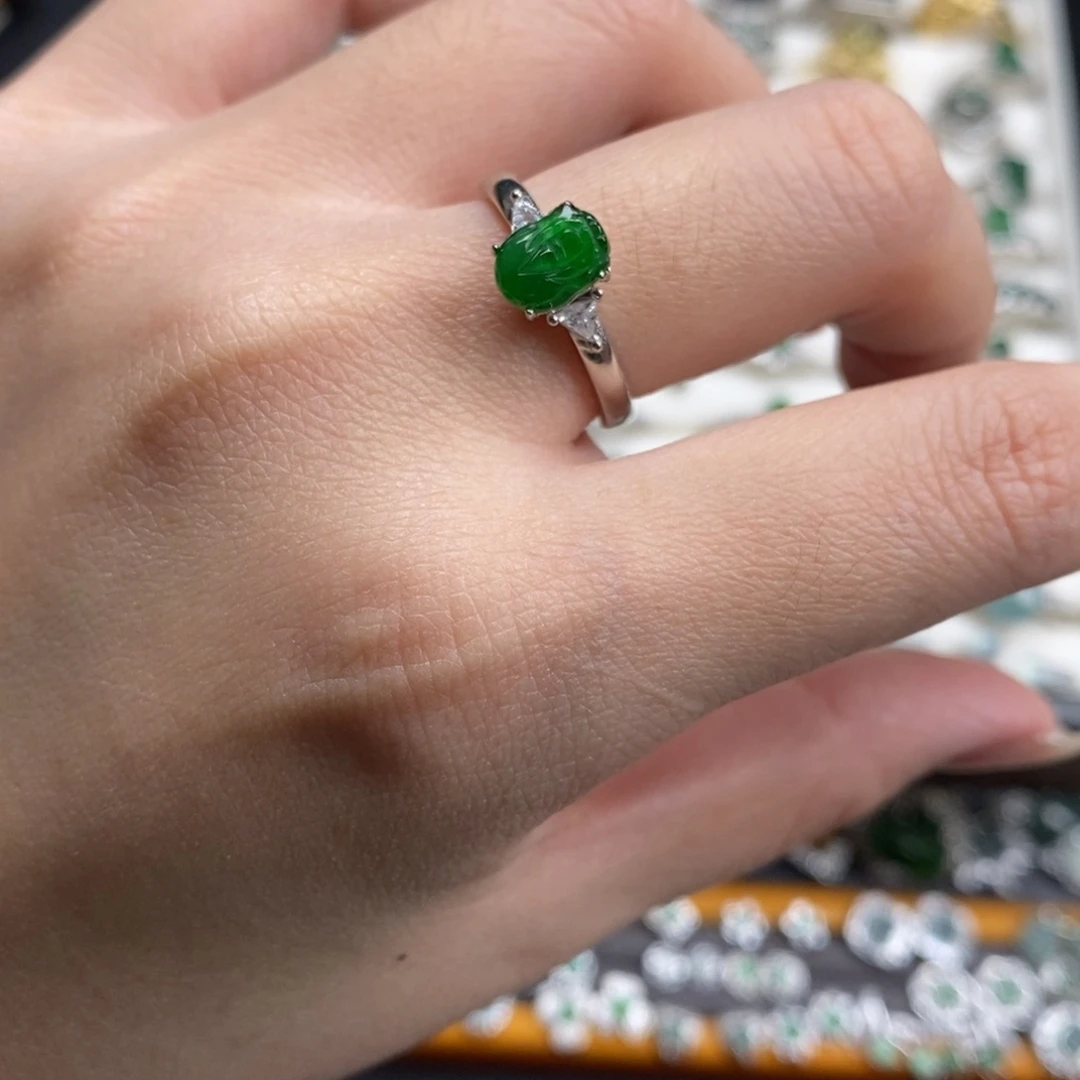 未镶嵌挂件翡翠翡翠