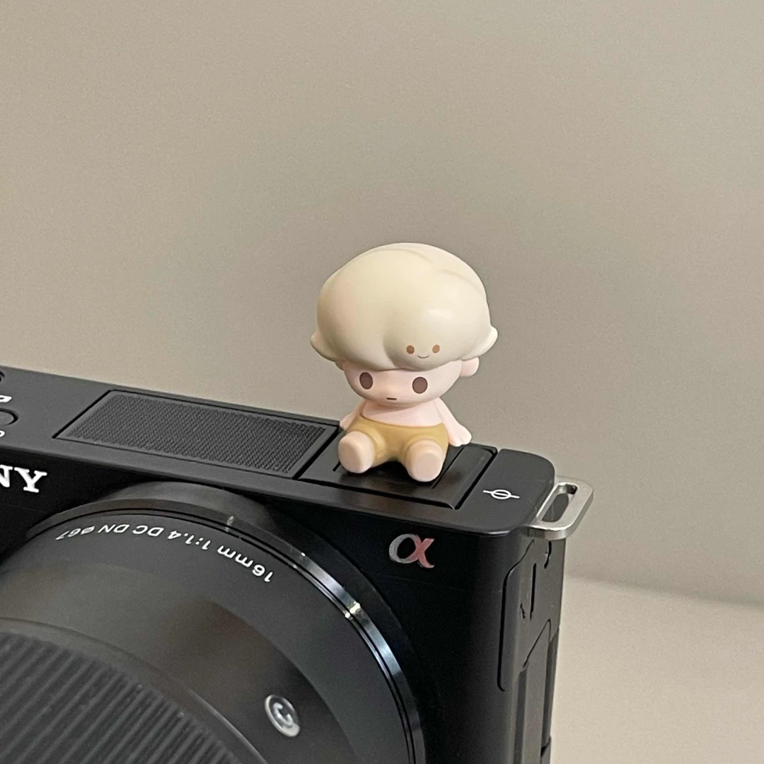 正品泡泡玛特佳能R50相机热靴盖索尼ZVE10富士XS20尼康徕卡通用型