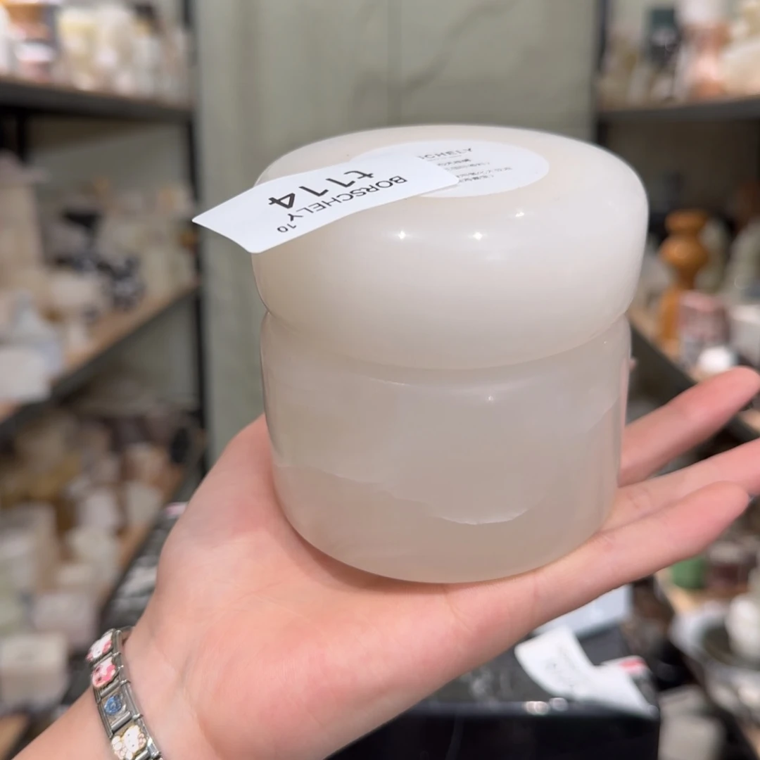 大理石t114。  心。    两个亿