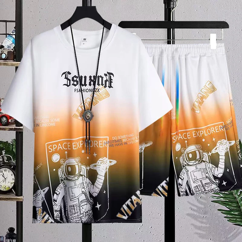 夏季青少年冰丝短袖套装潮牌男士运动T恤短裤学生渐变色一整套