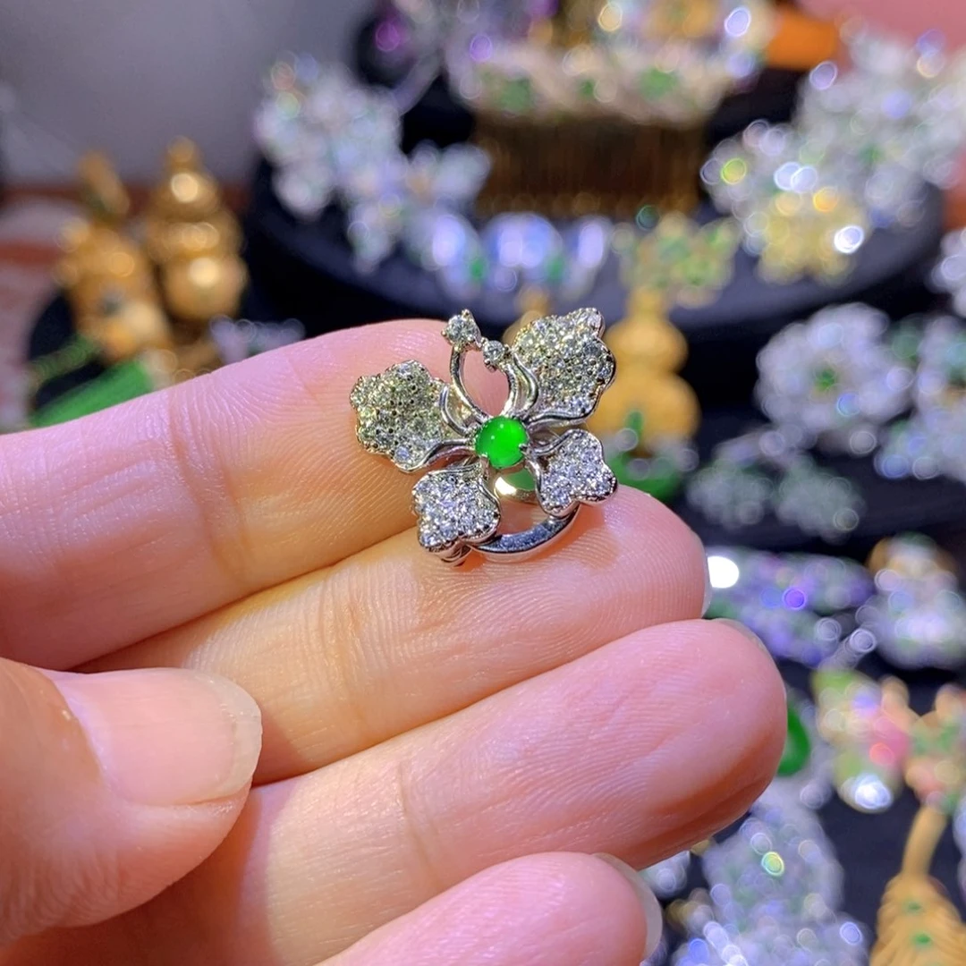 翡翠银S925镶嵌项圈天然翡翠