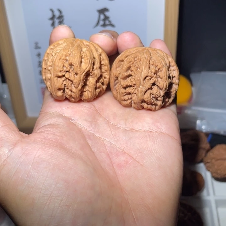 核桃文玩核桃大粗筋