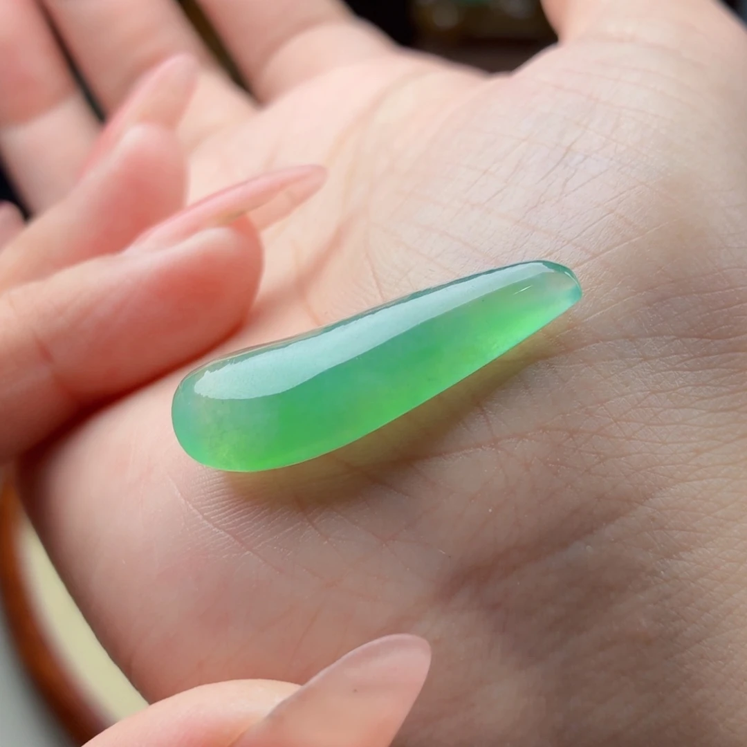 定制翡翠未镶嵌翡翠首饰