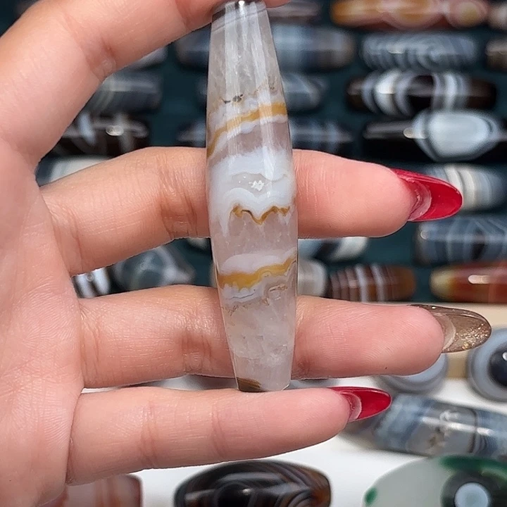 雪***真玛瑙/玉髓合金珠宝奇石