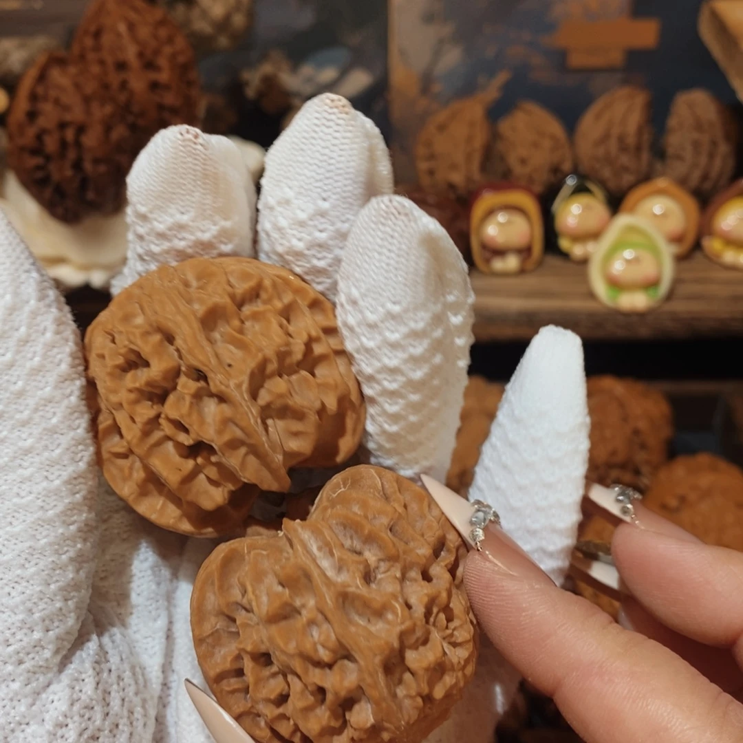 文玩核桃吊坠047苹果园39