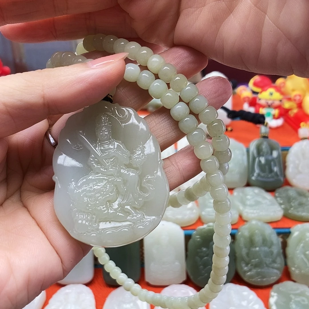 颈饰未镶嵌和田玉追*