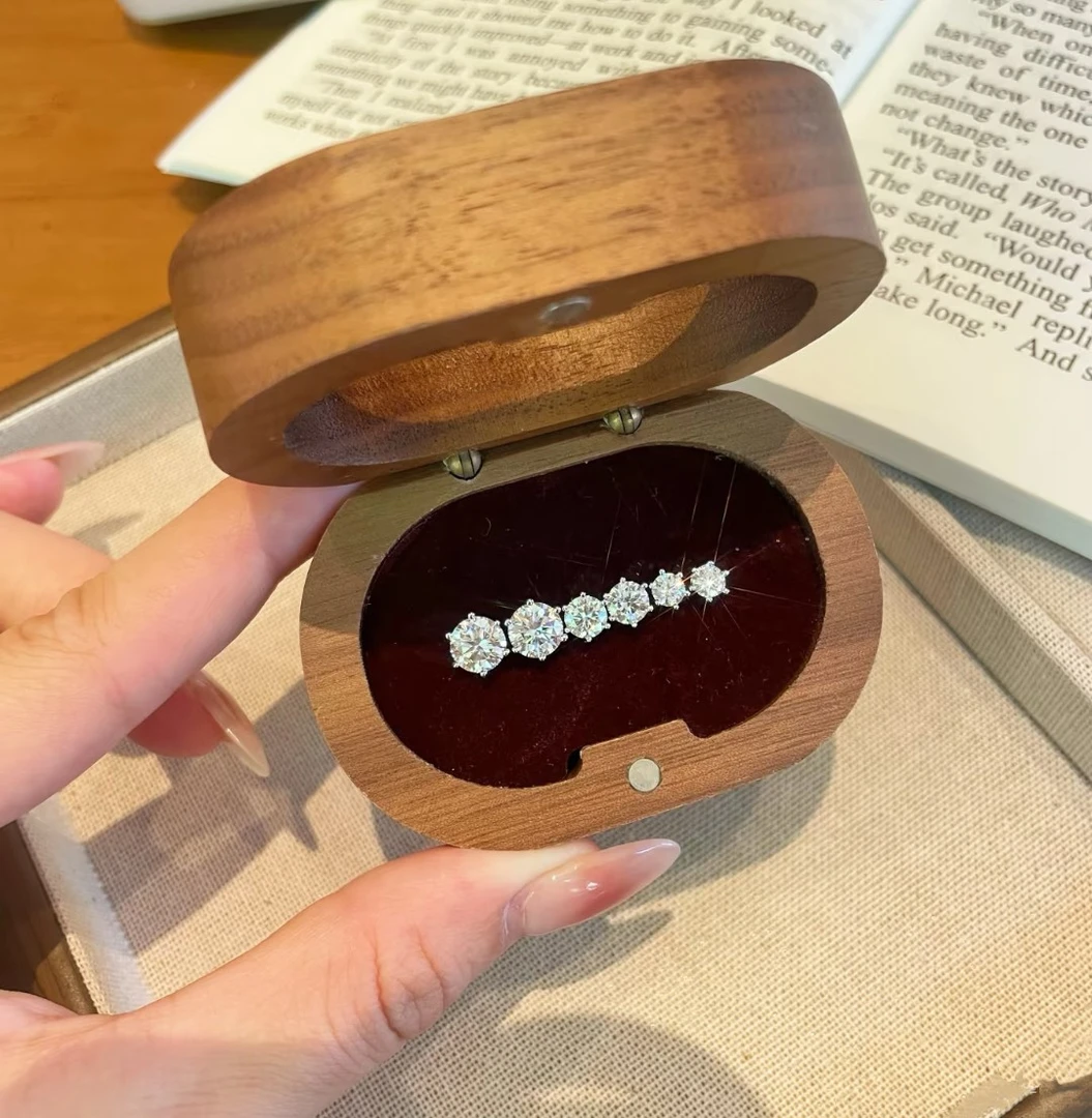 非金属莫桑石耳饰 简约轻奢养耳洞925纯银D色莫桑六爪ins小众首饰