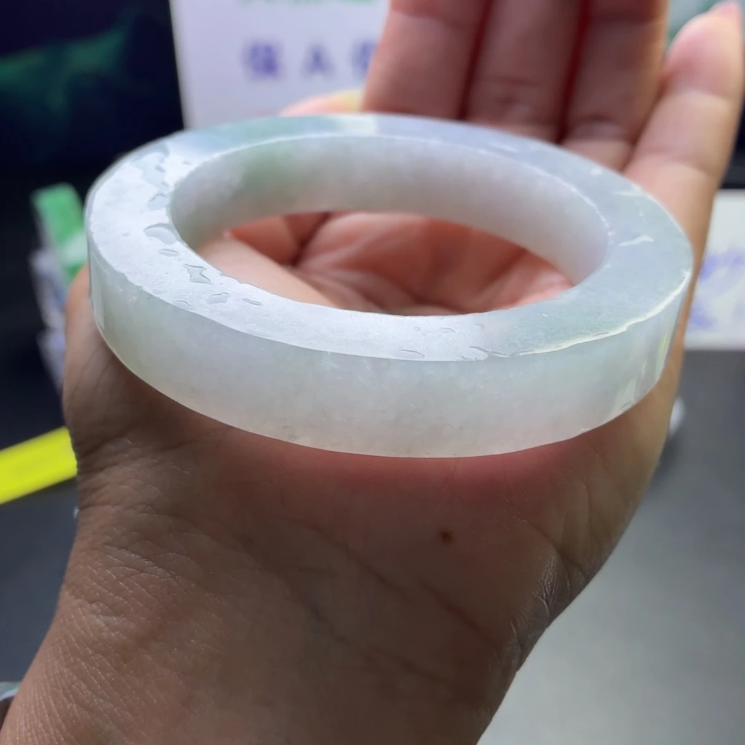 定制翡翠未镶嵌翡翠手镯订制