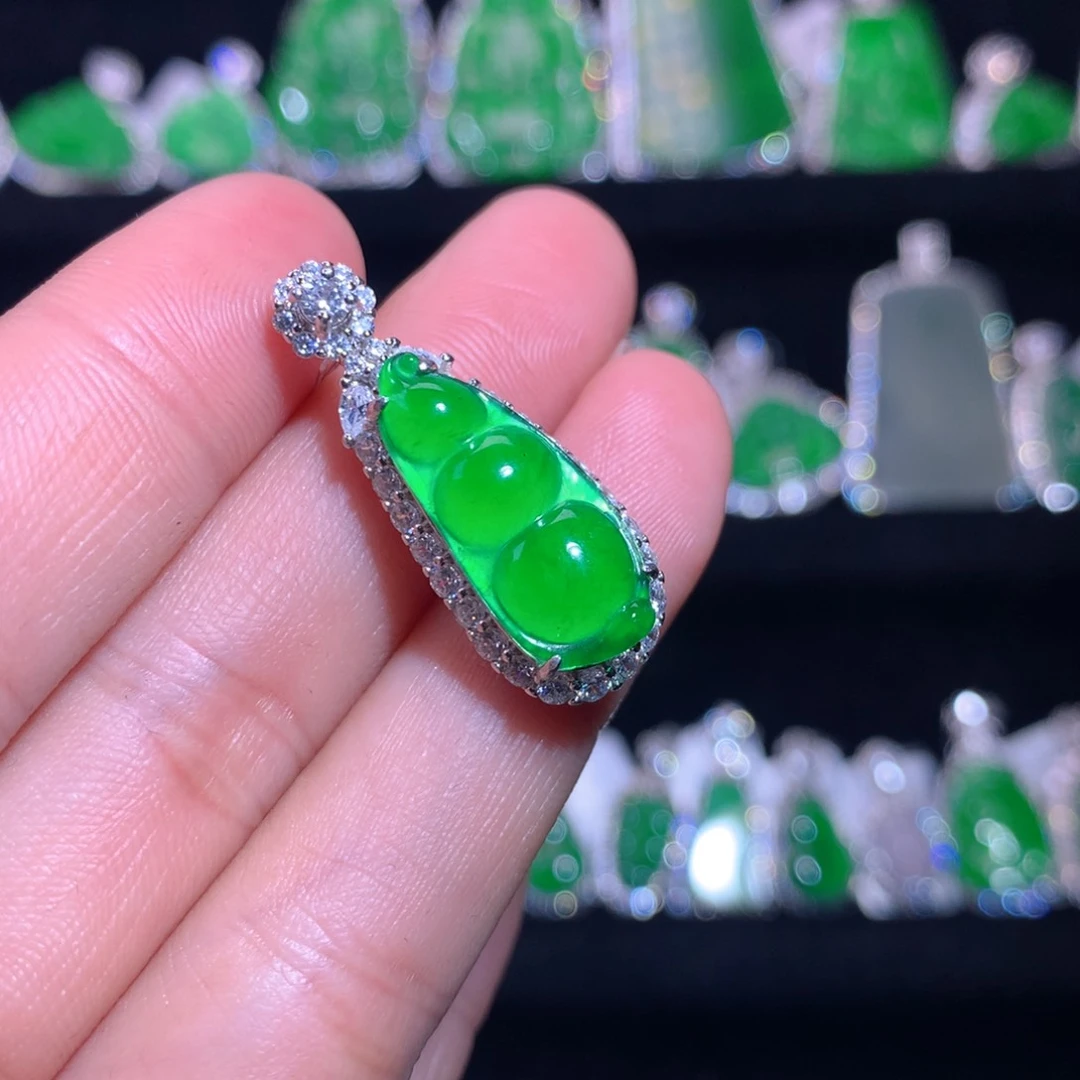 【闪购商品】颈饰银S925镶嵌翡翠天然翡翠