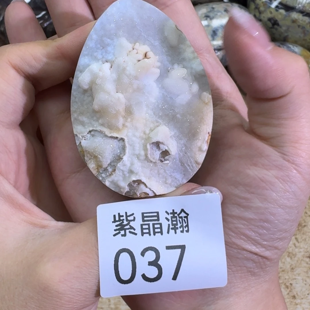 未镶嵌水晶大型摆件（非配饰）